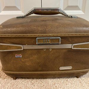 Vintage American Tourister Hard Shell Train Cosmetic Case